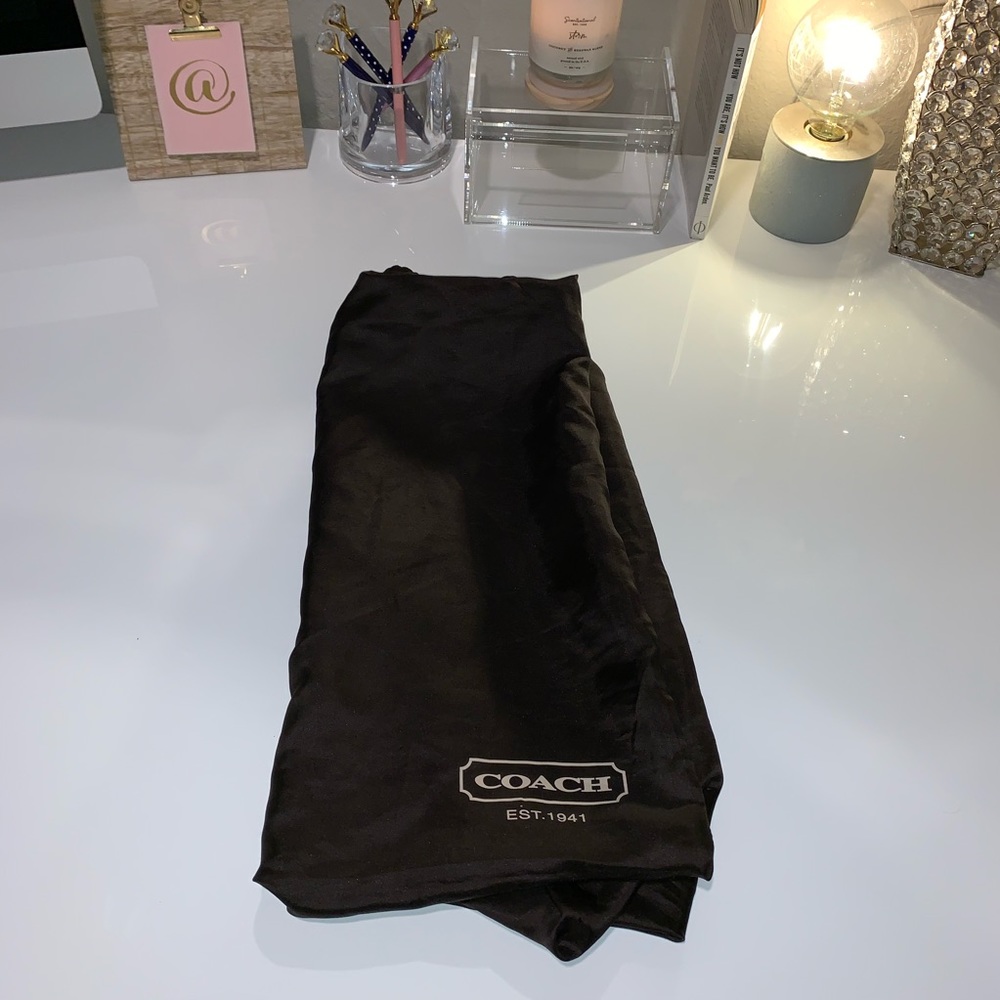 Comes with purchase of bag